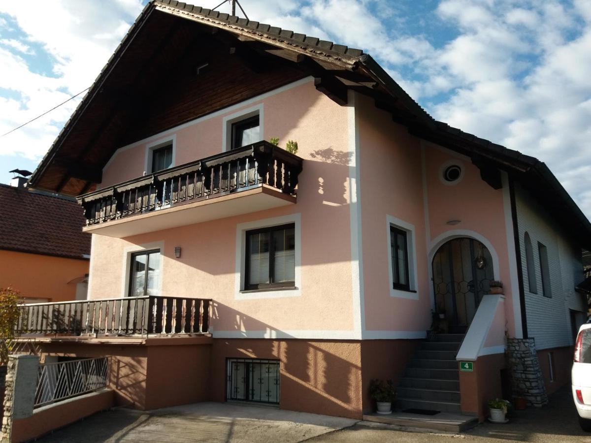 Wohnung Mit Charme In פינסדורף מראה חיצוני תמונה
